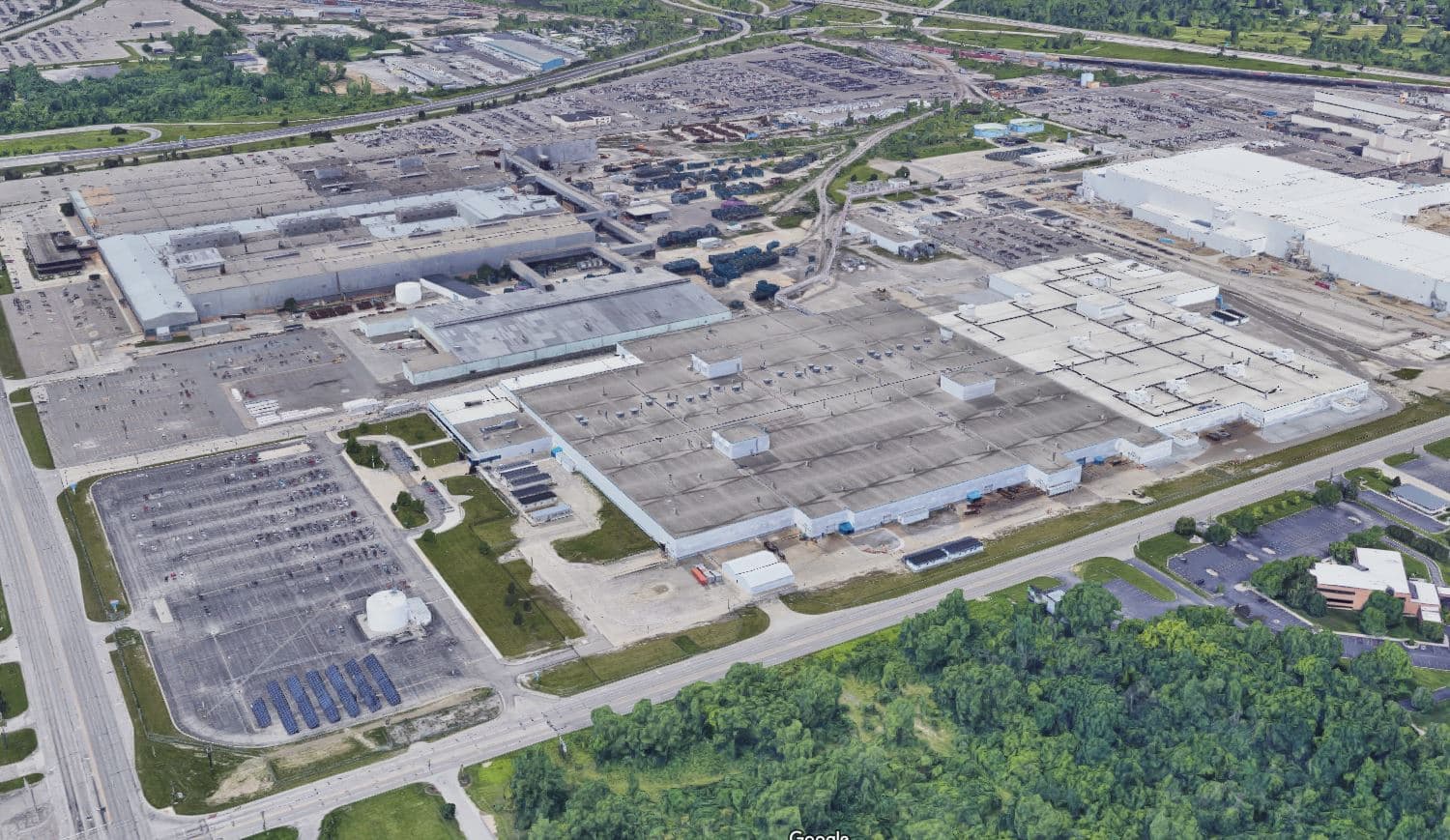 Aerial view of GM’s Flint Engine Operations plant