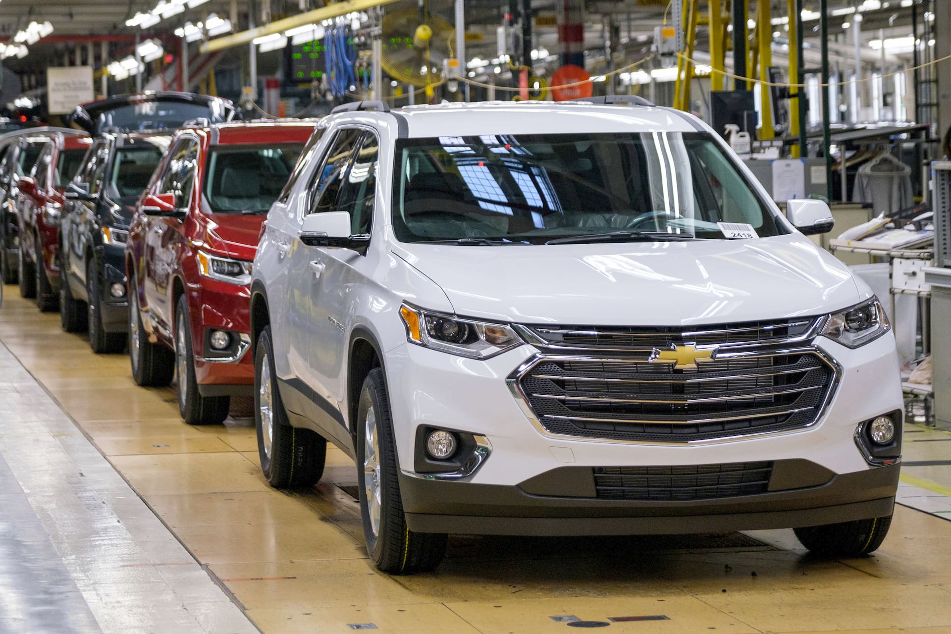 Line of GMC Acadias on assembly line that will be moving to GM Lansing Delta Township Assembly
