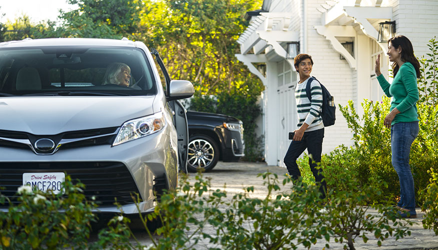 OnStar Guardian Mobile App and OnStar Insurance Launch