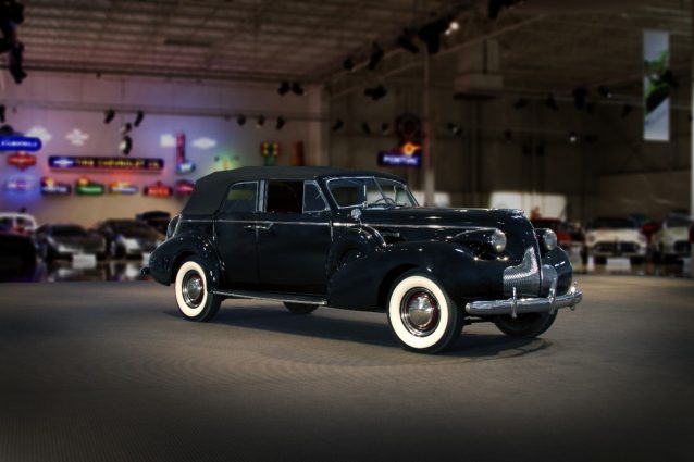 とん 1939 Buick Roadmaster Series 80 Phaeton | General Motors